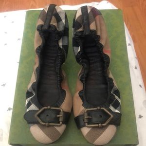 Burberry flats